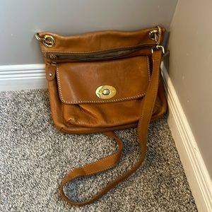 Roots crossbody bag in orange brown leather